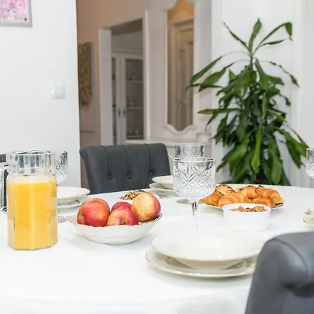 Doris Apartment Zadar