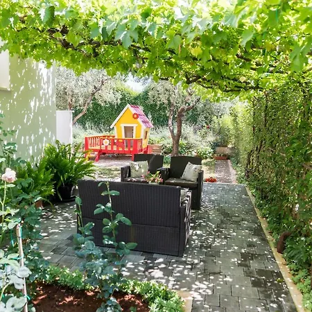 Apartman Doris *