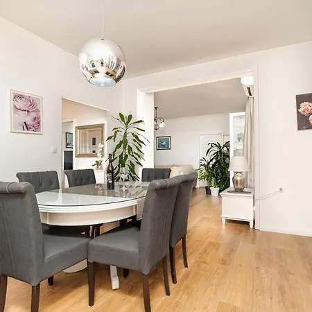 Doris Apartman