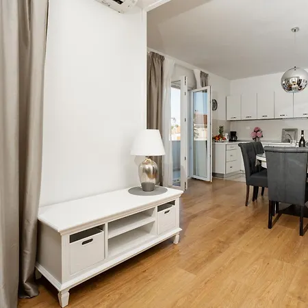 Apartman Doris Zára