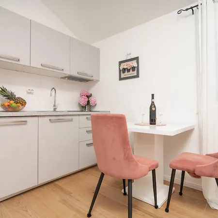 Doris Apartman *