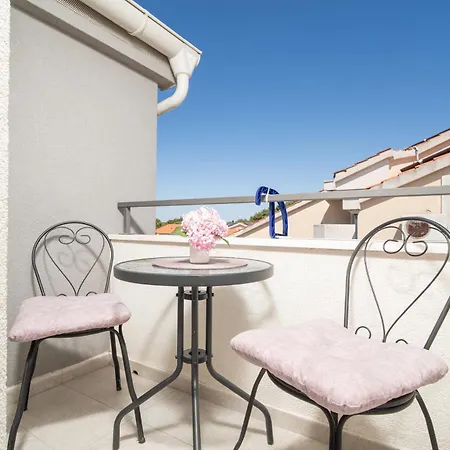 Doris Apartman *